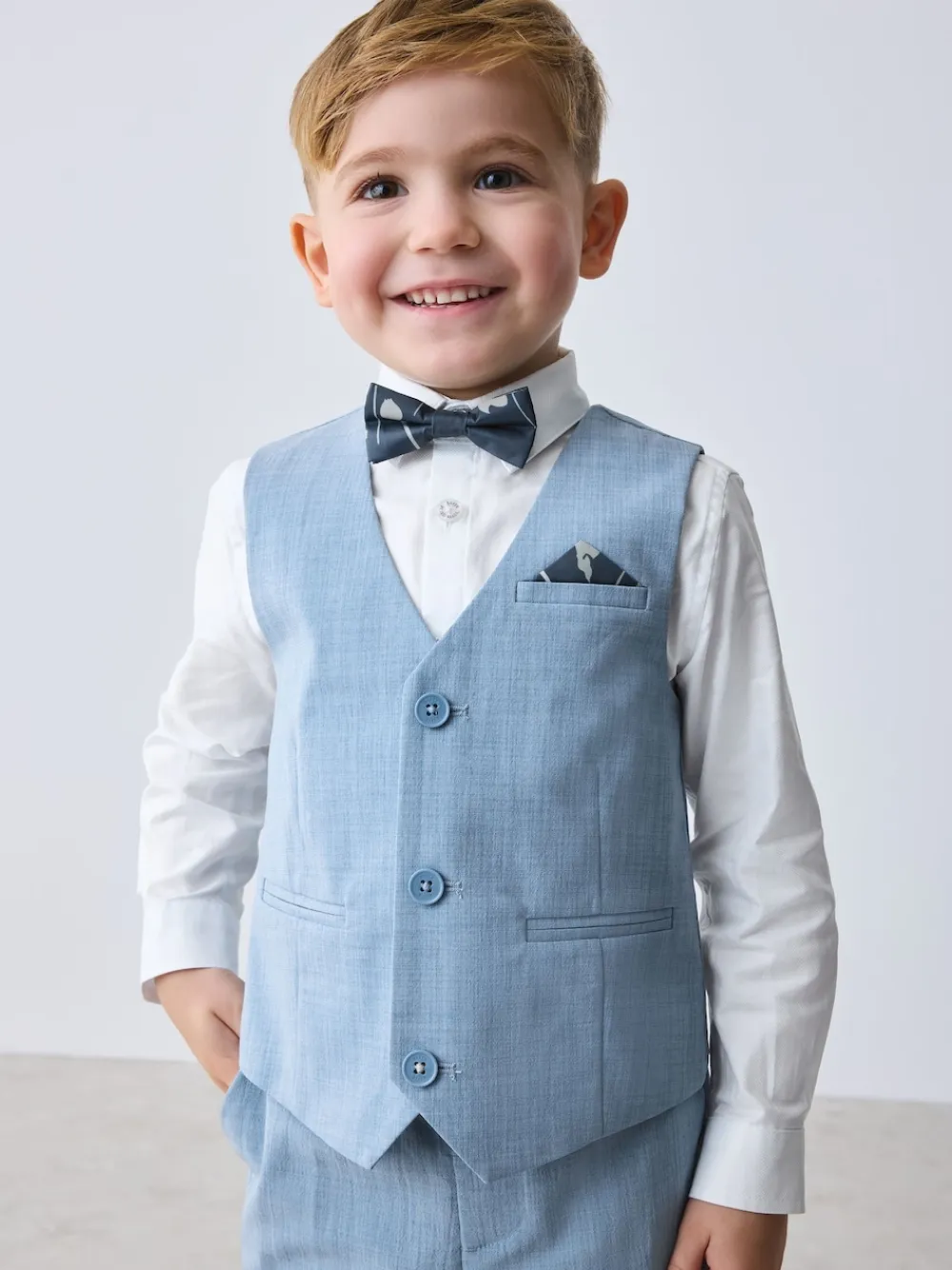 Baker by Ted Baker Bleu - Ensemble Gilet Chemises et Pantalons| Tenues Grandes Occasions|Costumes Et Gilets