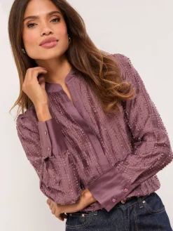 Lipsy Chemise boutonnée à détail en tissu dévoré