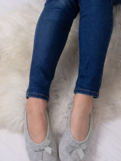 Hot Totes Gris - Isotoner Terry Ballet chaussons à nœud