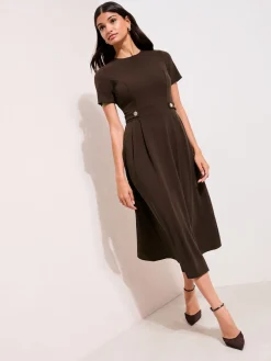 Clearance Friends Like These Marron - Tab Detail Manches courtes Mi-long habillé Robe