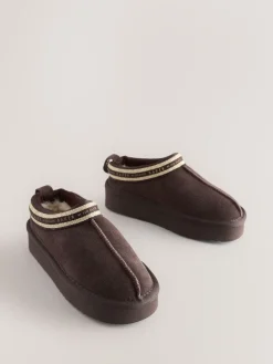 Baker by Ted Baker Marron chocolat - Chaussons mules en daim déperlant pour fille| Chaussons