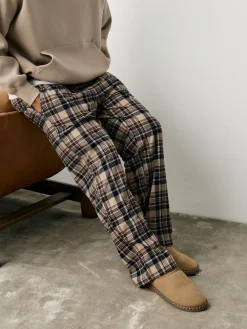 Next Marron fauve - Chaussons mules à bande en microdaim|Homme Chaussons|Vêtements Détente