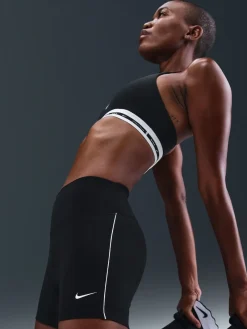 Sale Nike Un short sans coutures de 5 pouces