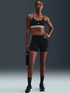 Sale Nike Un short sans coutures de 5 pouces