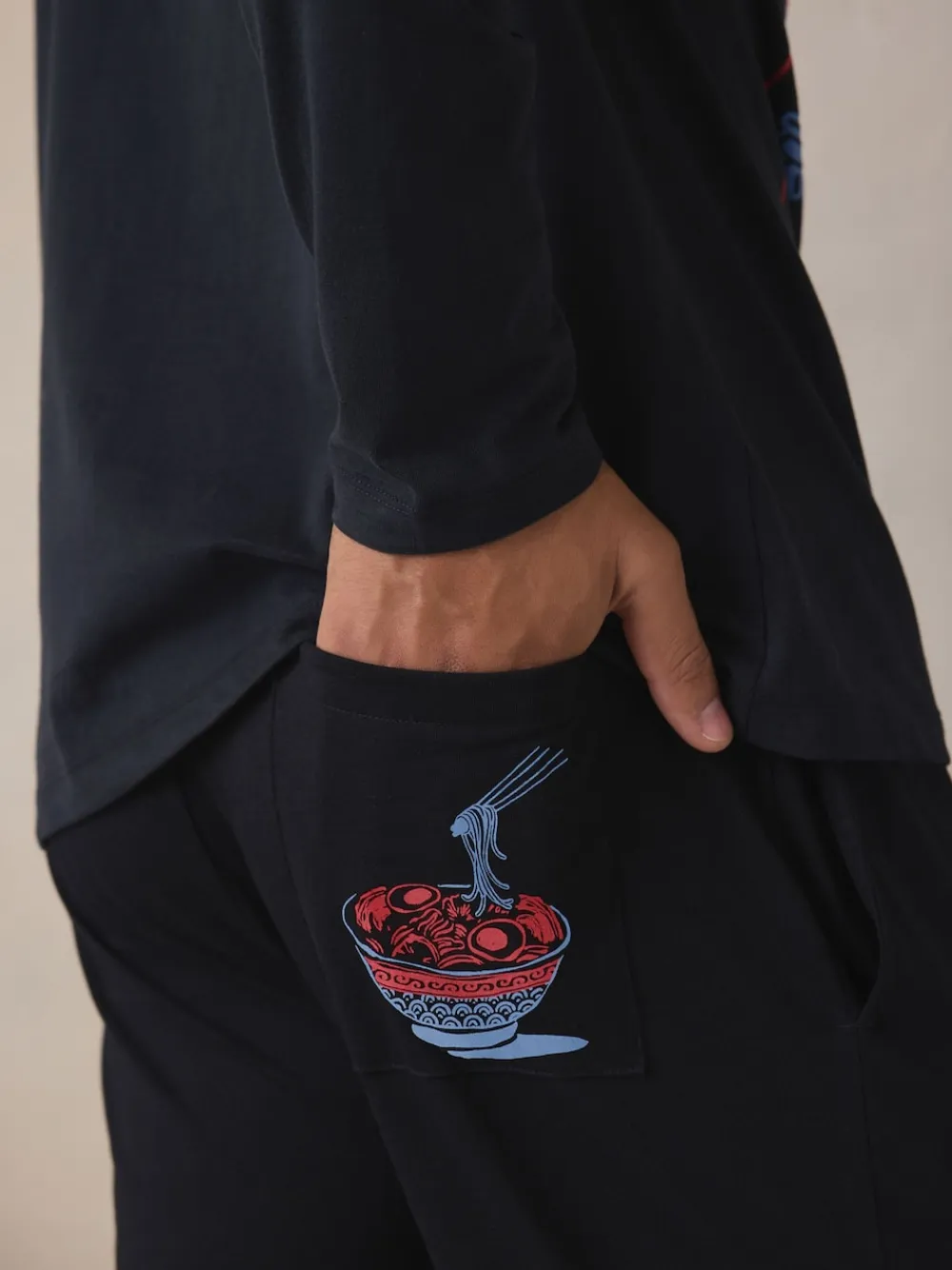 Clearance Next Noir - Ensemble pyjama graphique en jersey à manches longues